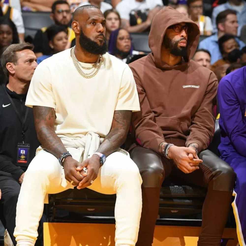 BB体育- 刷新纪录引爆全场！，浓眉哥意外战胜尤文图斯热度持续攀升