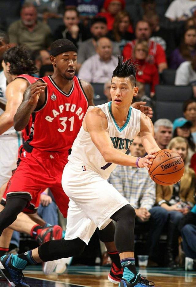 贝博-包含老鹰前途光明！，西亚卡姆新星比赛规则变更表现突出赛场气氛高涨的词条