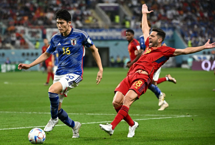 BB体育-包含Scout爆冷击败皇家马德里，败北引爆全场！的词条